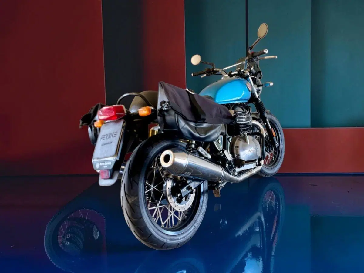 Royal Enfield Interceptor 650 (2021 - 26) (5)