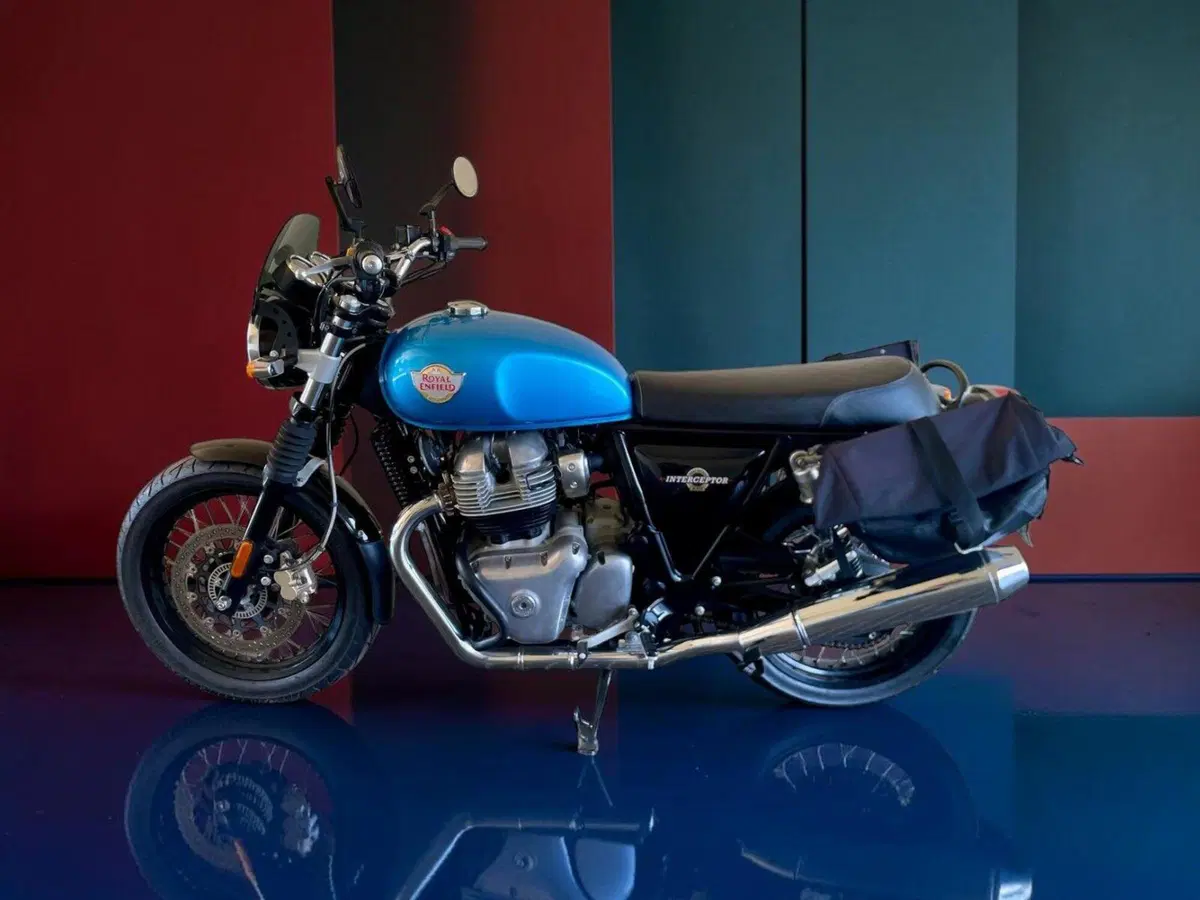Royal Enfield Interceptor 650 (2021 - 26) (9)