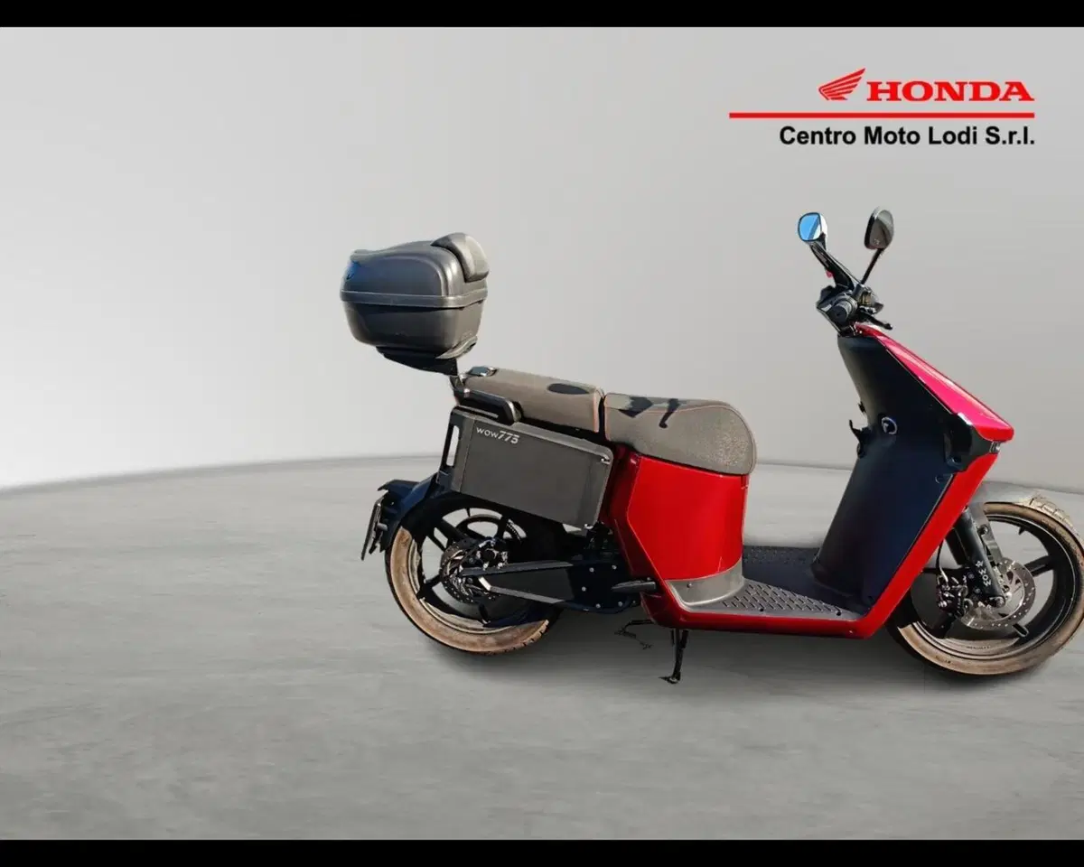 WOW 775 L3e (2021 - 26)