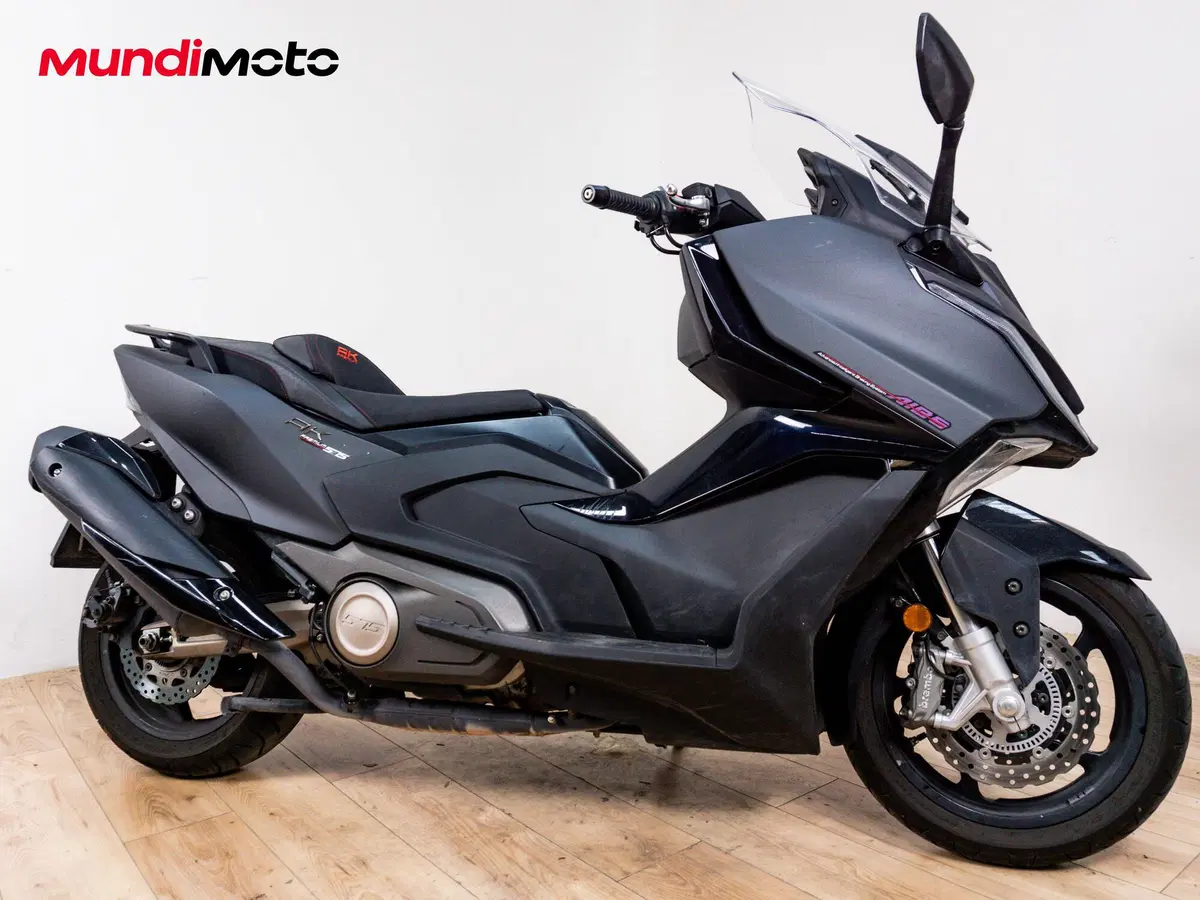 Kymco AK 575 Premium (2025 - 26) (2)