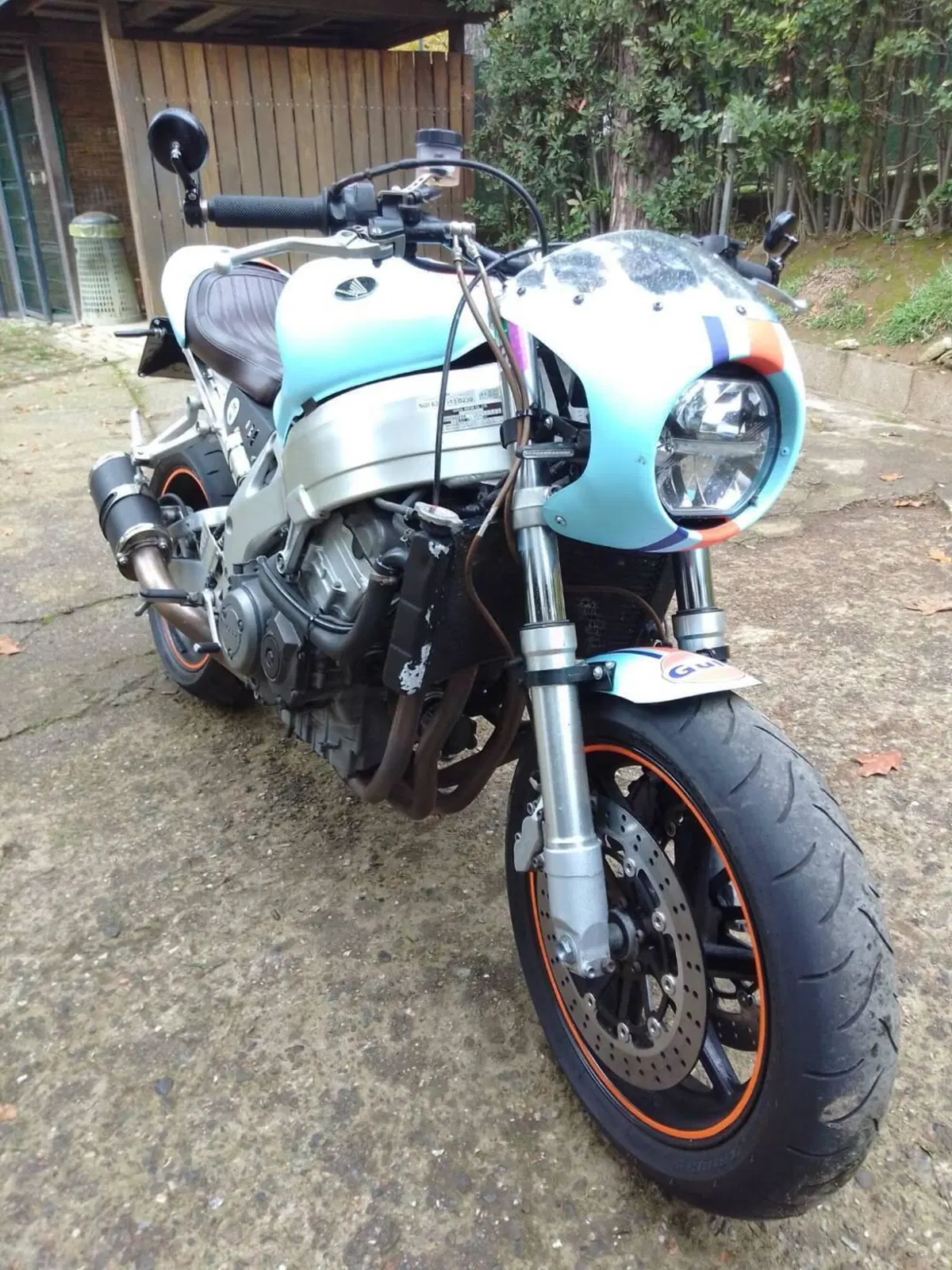 Honda CBR 900 RR Fireblade (2000 - 01) (11)