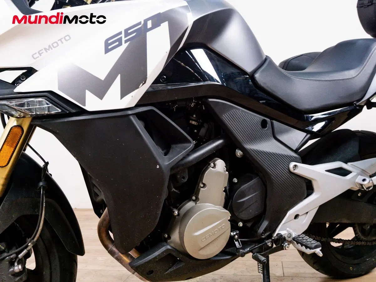 CFMOTO 650MT (2019 - 20) (9)