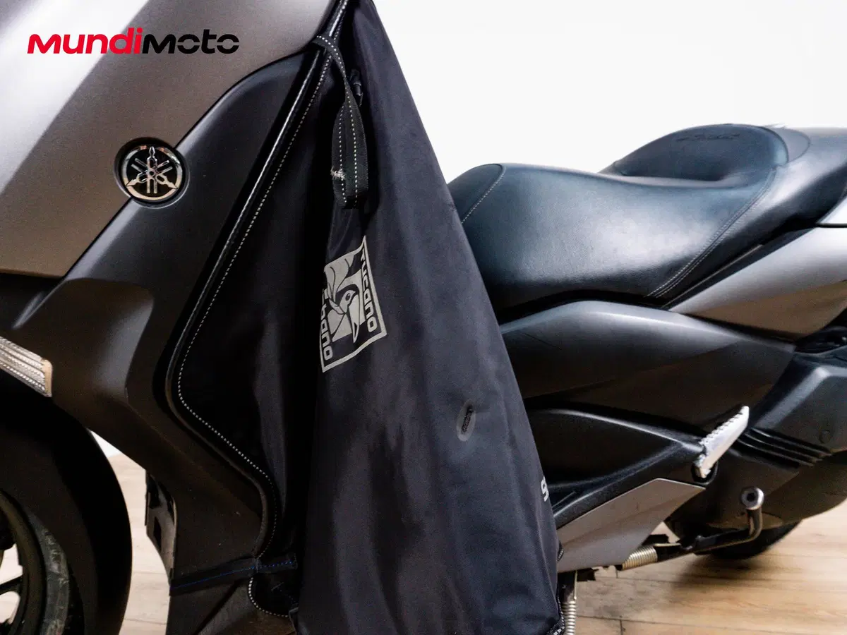 Yamaha X-Max 300 ABS (2017 - 20) (9)