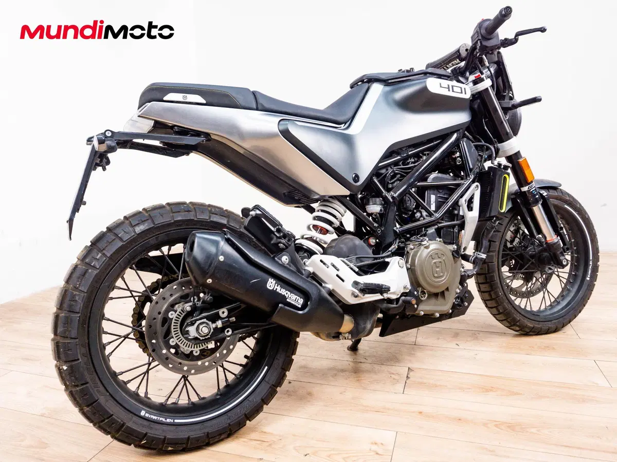 Husqvarna Svartpilen 401 (2020) (3)