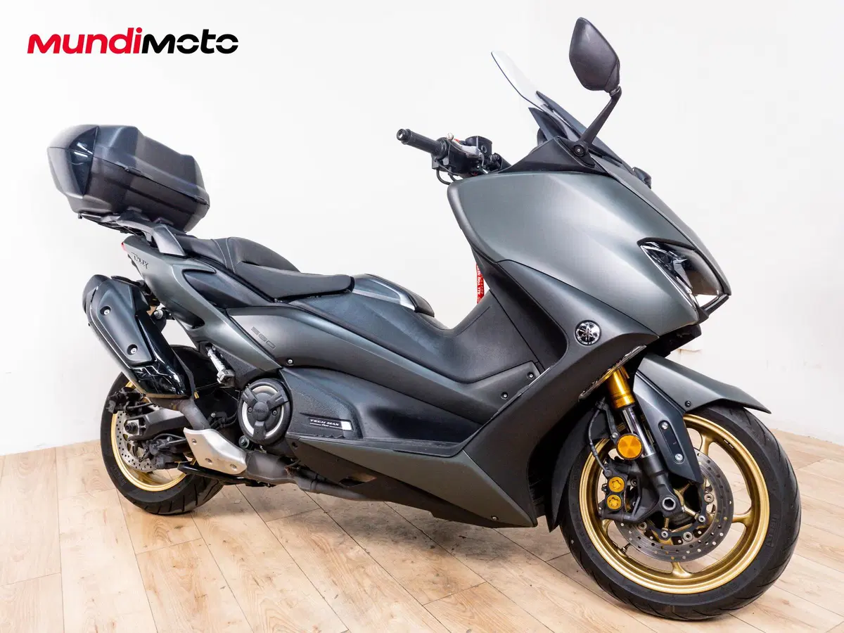 Yamaha T-Max 560 Tech Max (2020) (2)