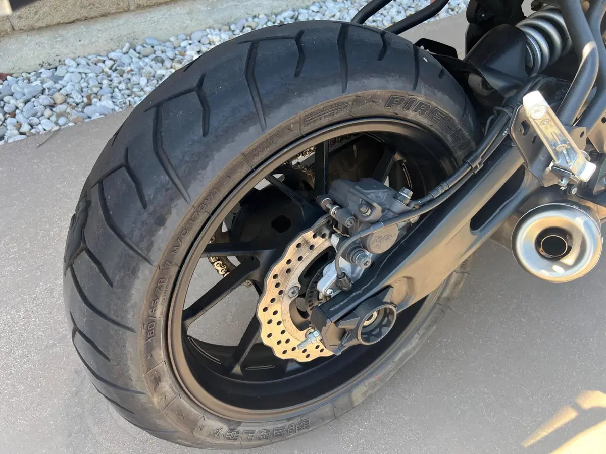 Yamaha XSR 700 ABS 60th Anniversary (2016 - 18) (5)