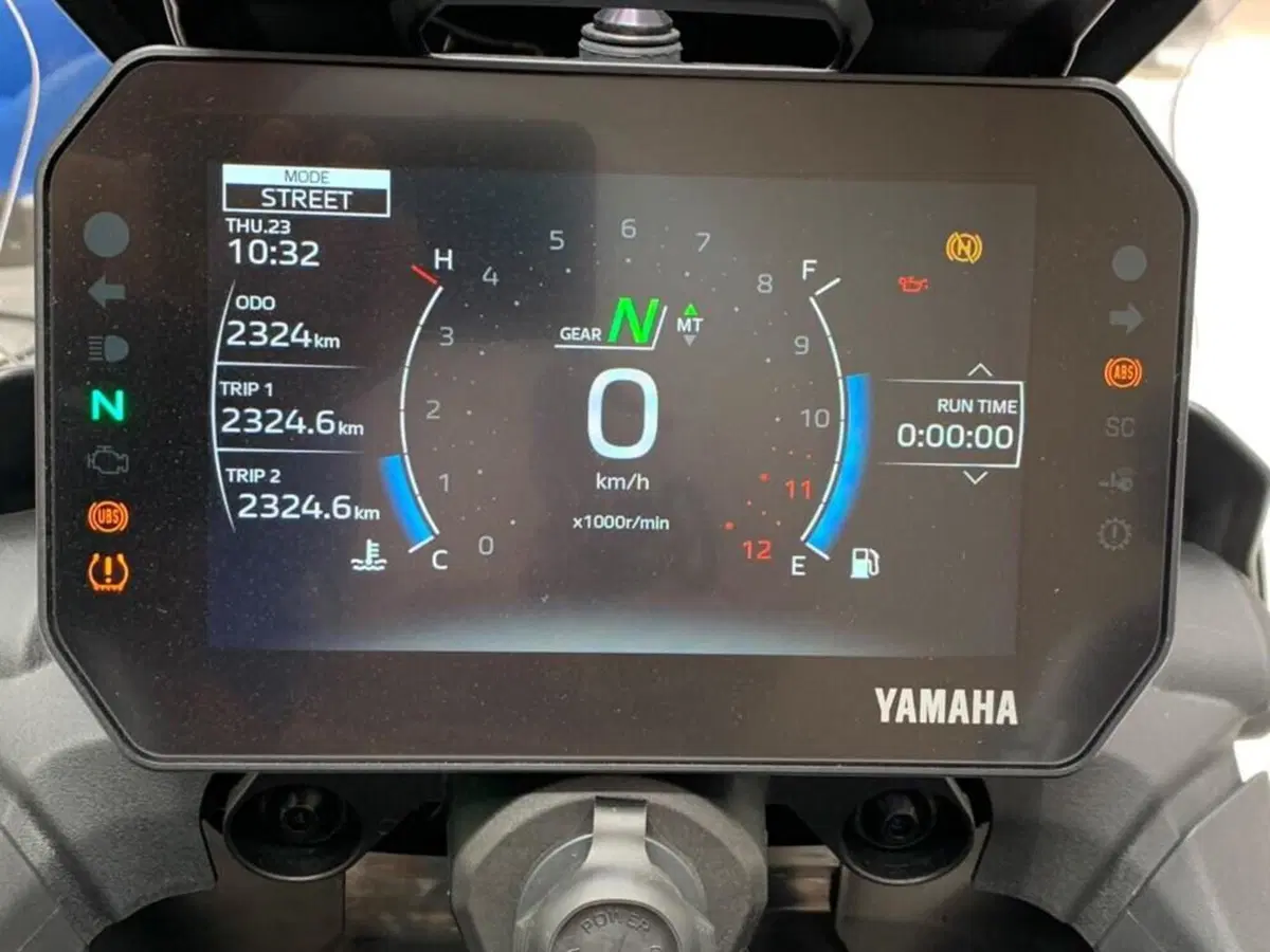 Yamaha Tracer 9 GT+ Y-AMT (2025 - 26) (4)