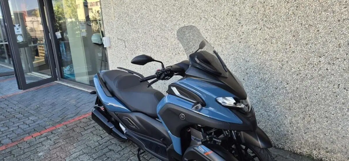 Yamaha Tricity 300 (2021 - 24) (4)