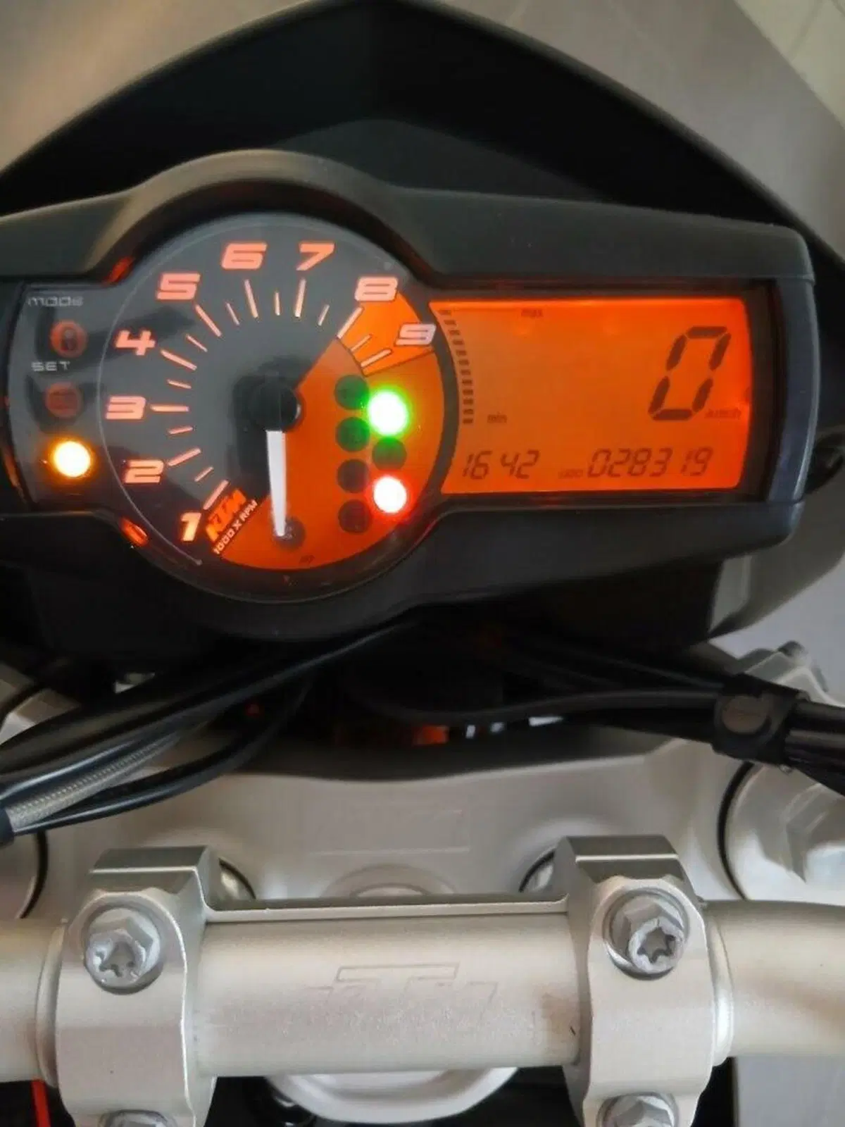 KTM 690 Duke (2012 - 16) (4)