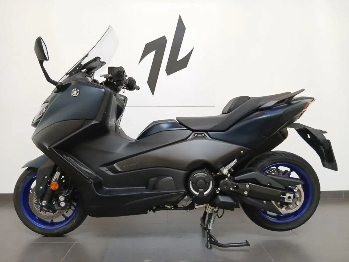 Yamaha T-Max 560 (2022 - 24)