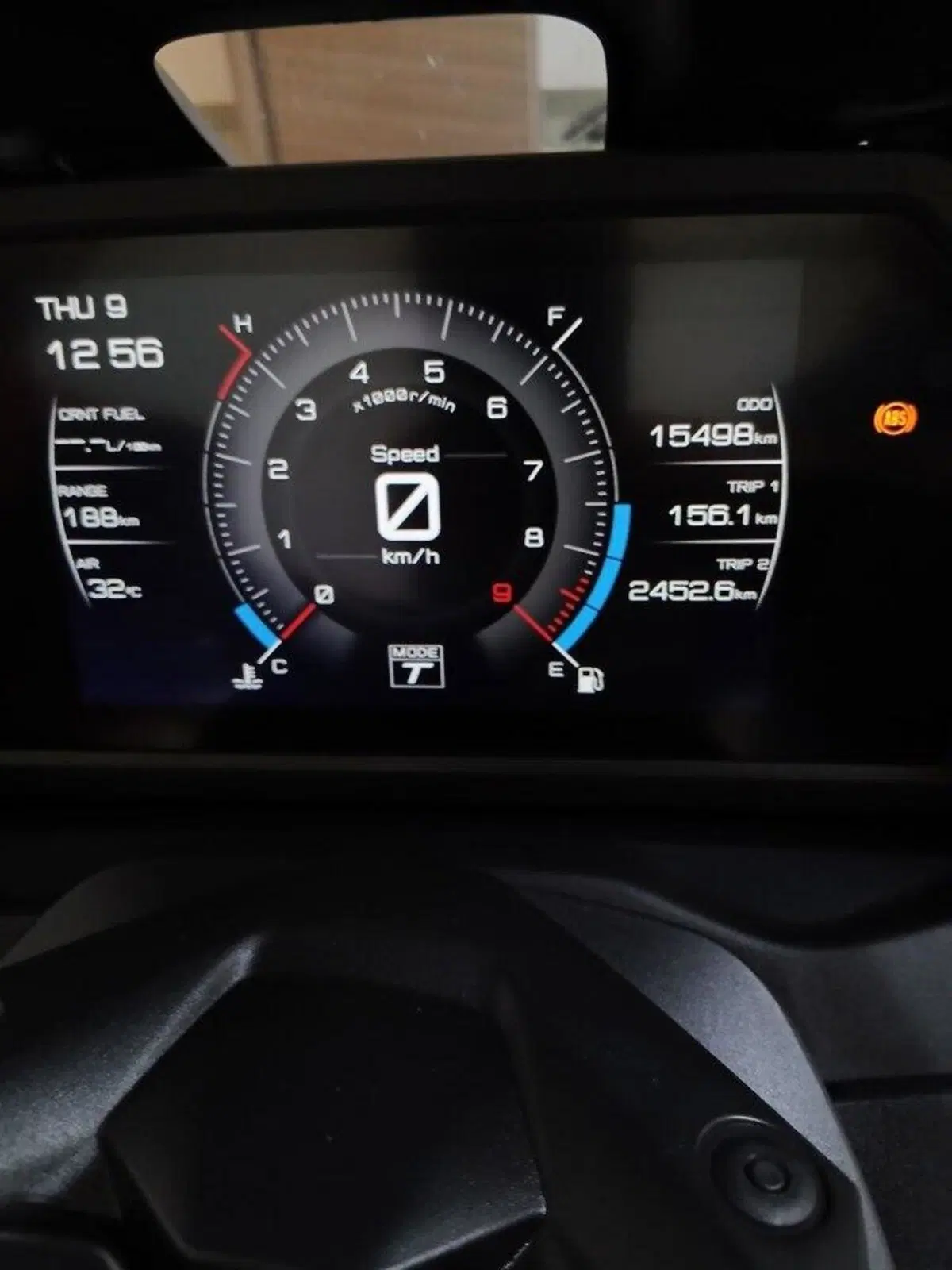 Yamaha T-Max 560 (2022 - 24) (4)