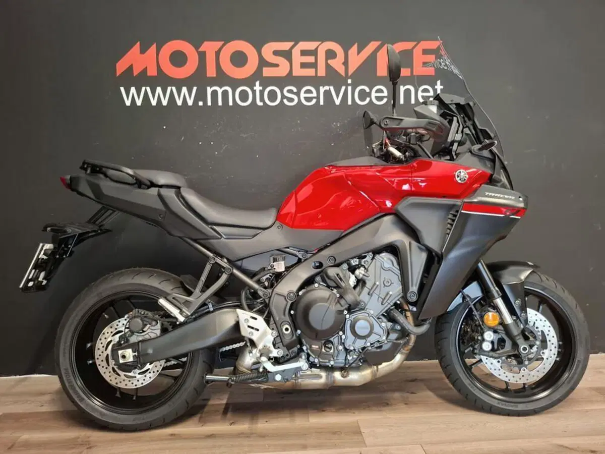 Yamaha Tracer 9 Y-AMT (2025 - 26) (4)