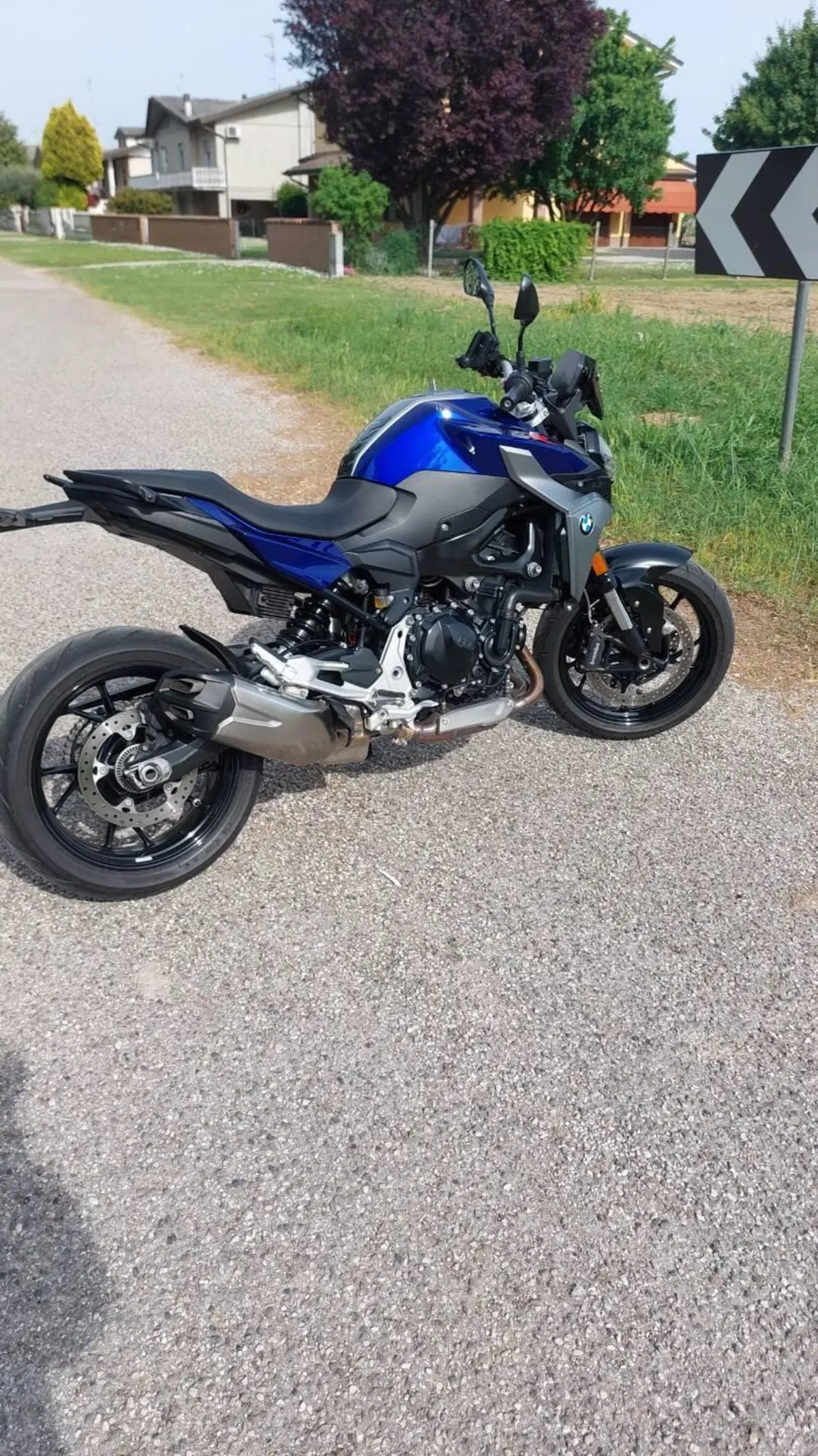 Bmw F 900 R (2021 - 24) (4)