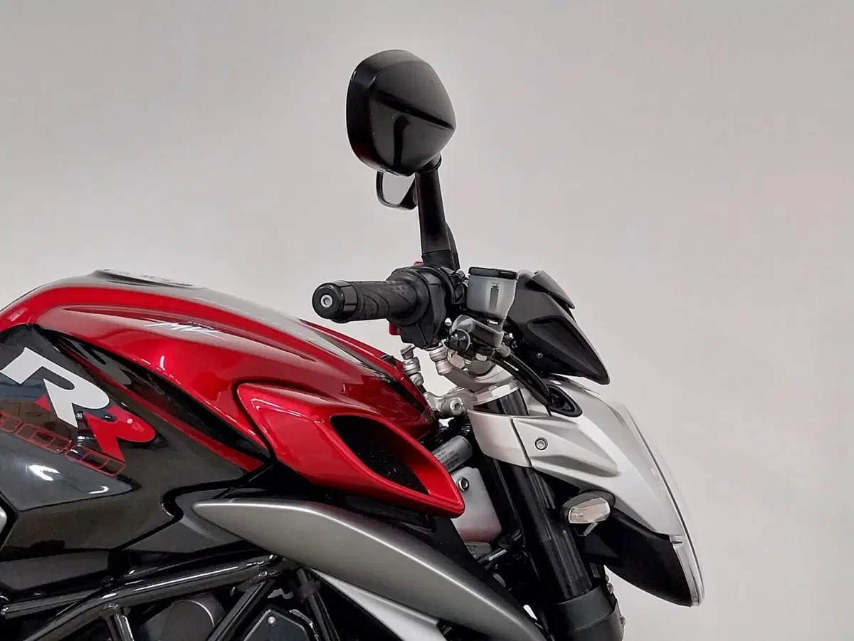 MV Agusta Brutale 800 RR (2017 - 20) (9)
