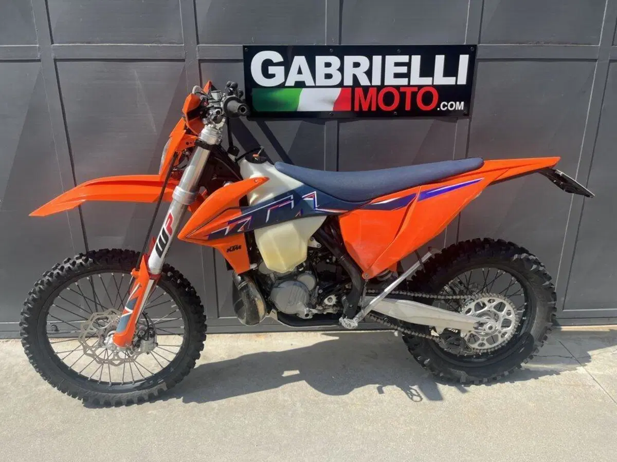 KTM 300 EXC E TPI (2022)