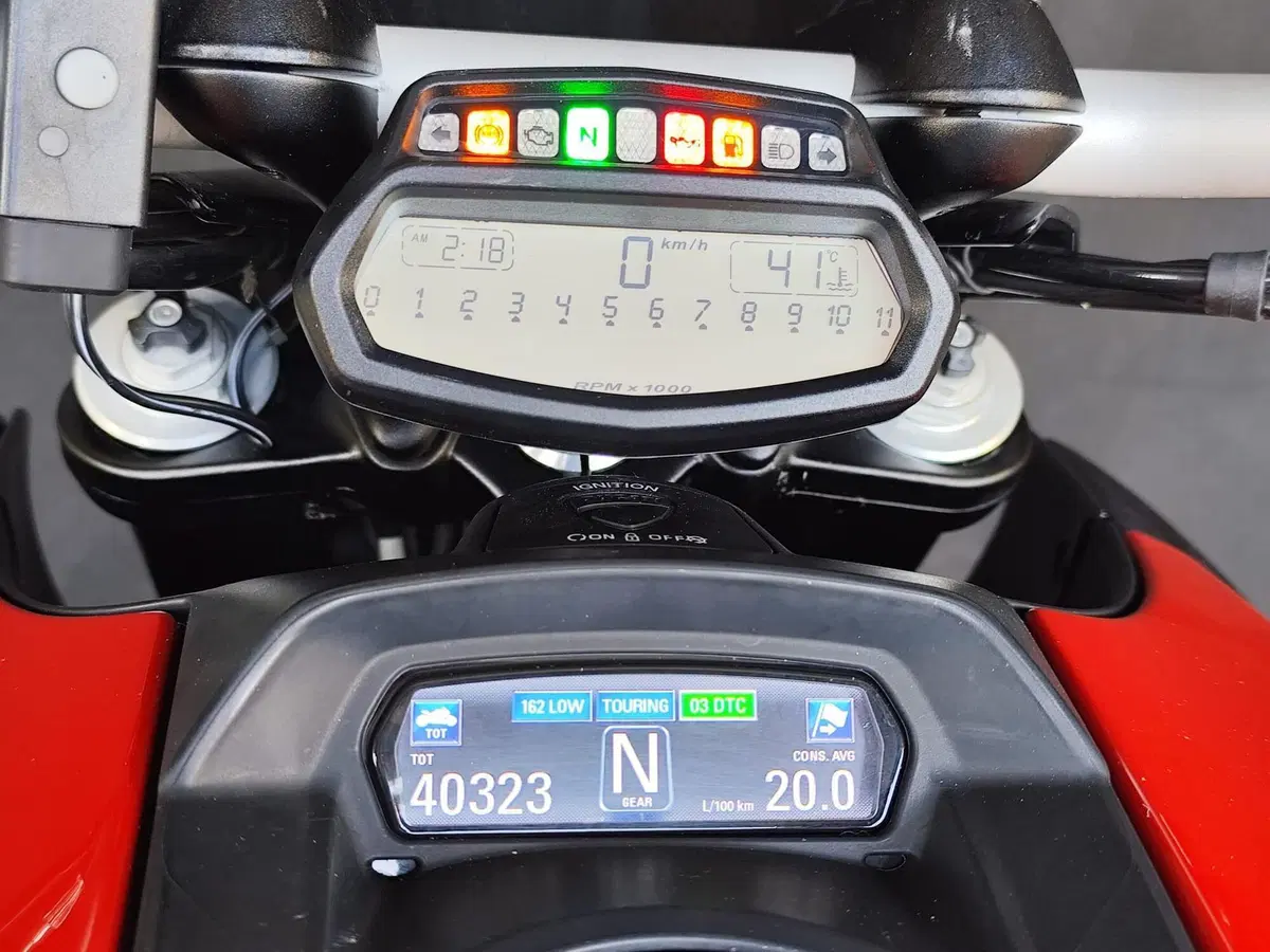 Ducati Diavel 1200 Carbon (2010 - 13) (14)