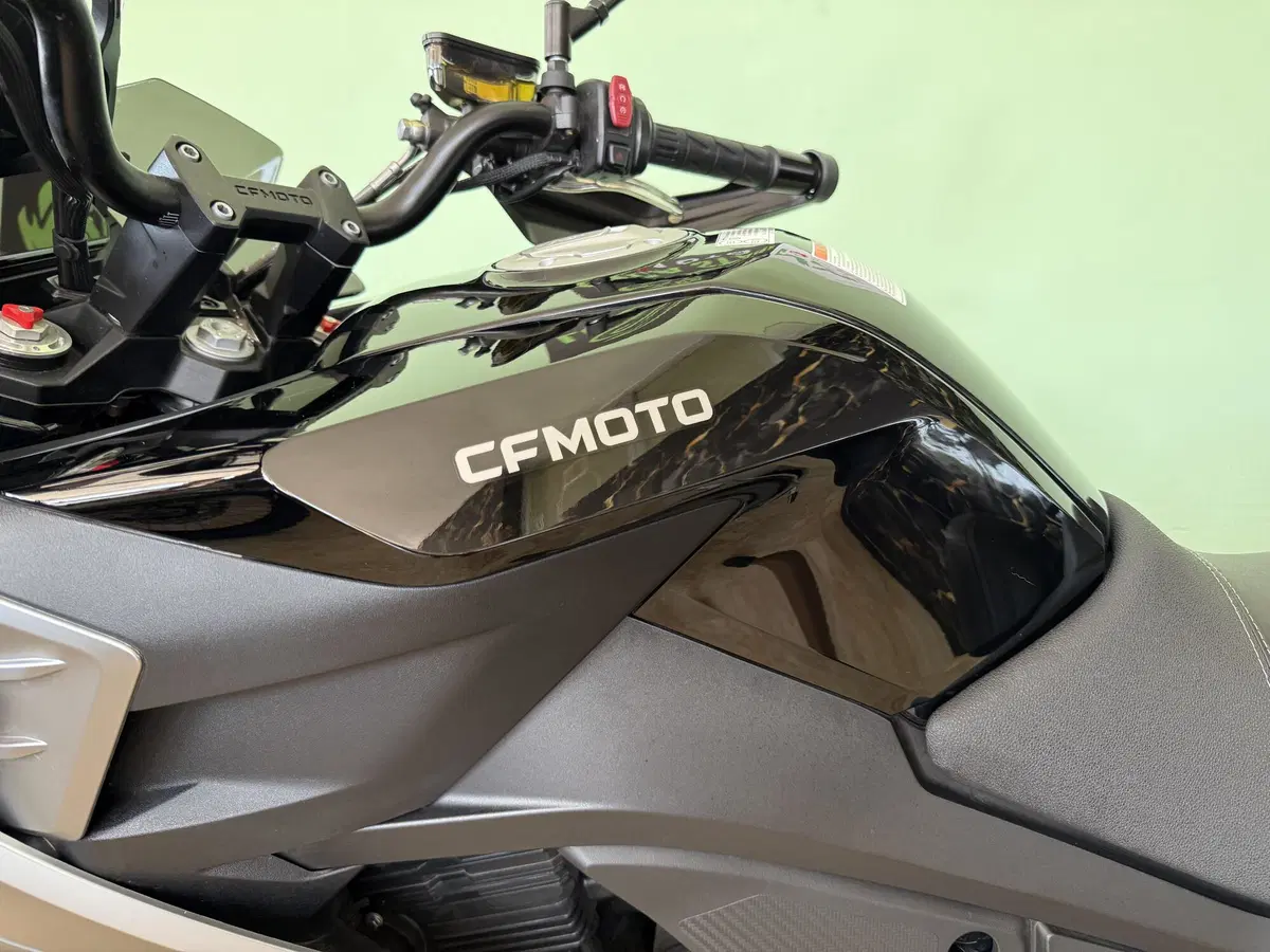 CFMOTO 700MT (2024 - 26) (11)