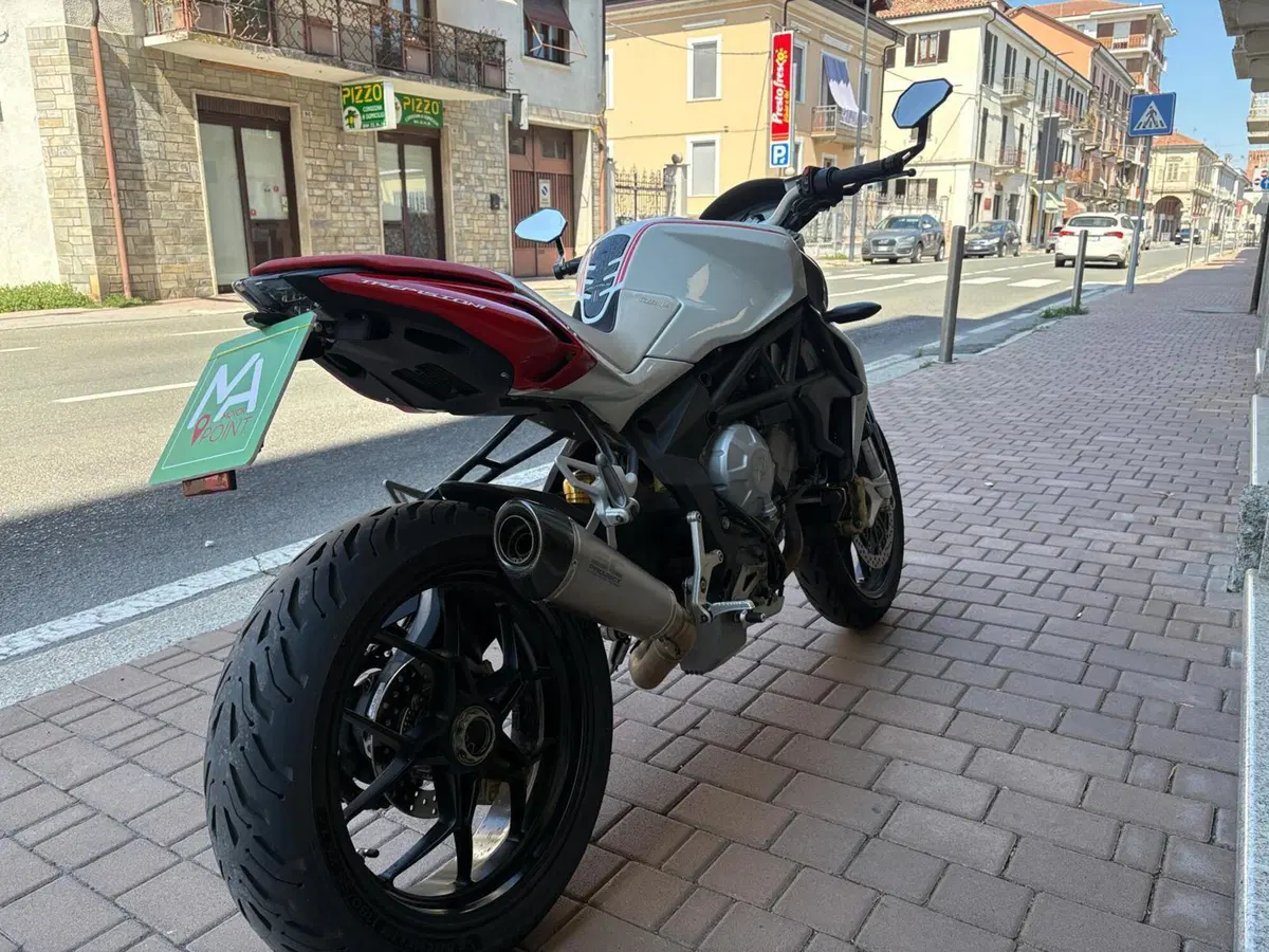 MV Agusta Brutale 800 EAS ABS (2012 - 15) (3)