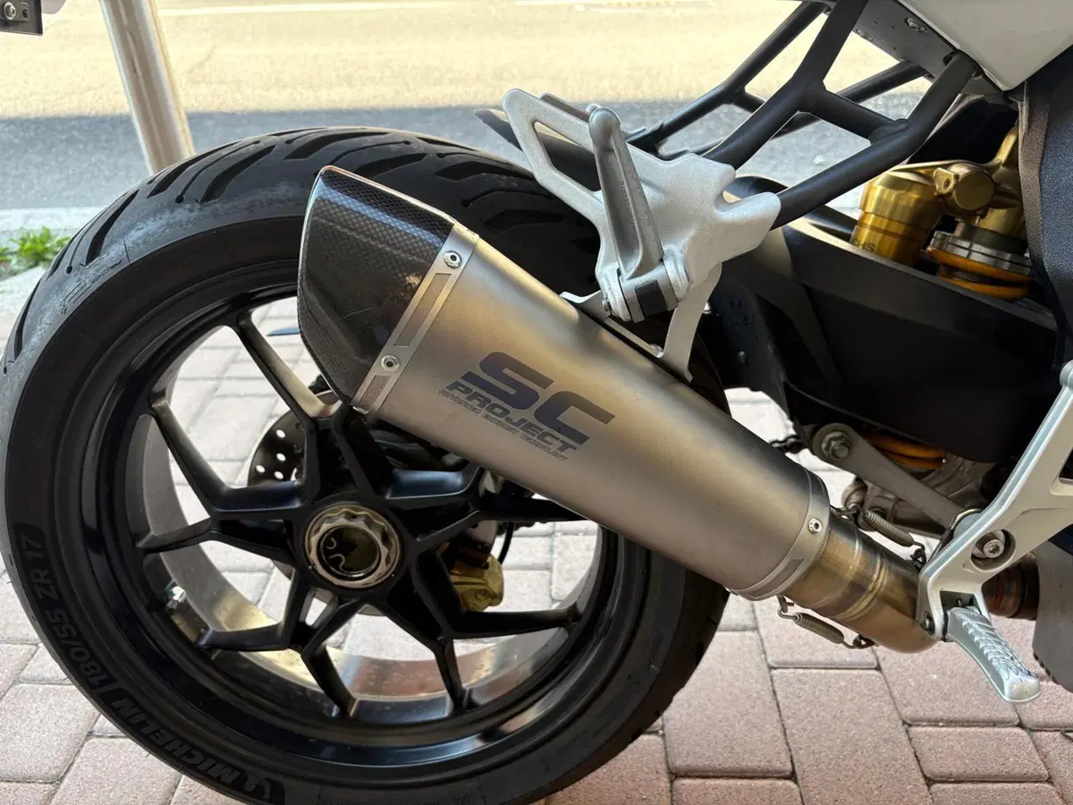 MV Agusta Brutale 800 EAS ABS (2012 - 15) (9)