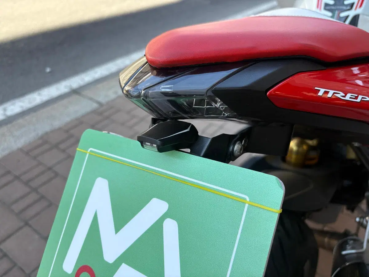 MV Agusta Brutale 800 EAS ABS (2012 - 15) (11)