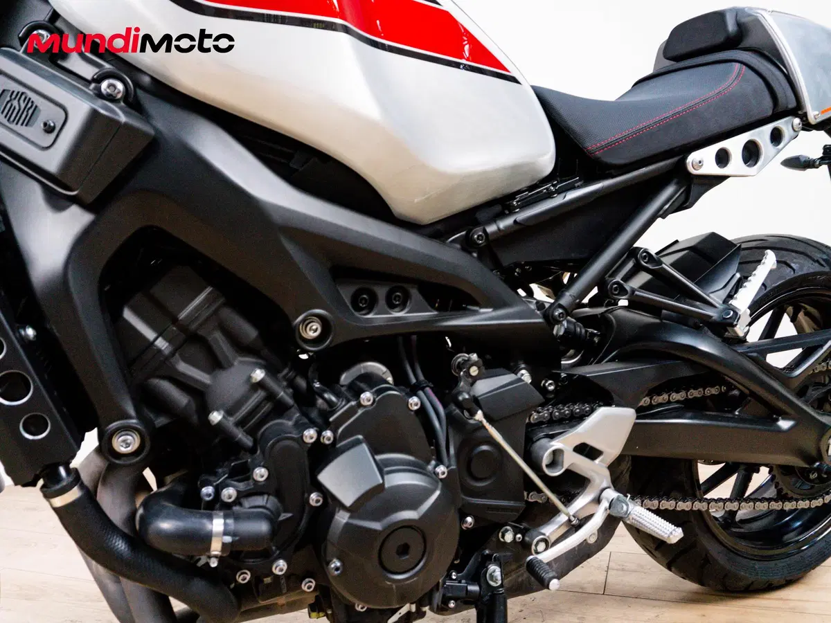 Yamaha XSR 900 80 Black (2020) (9)