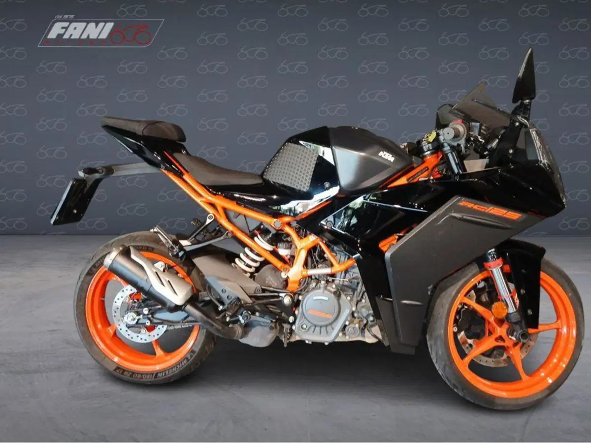 KTM RC 125 (2022 - 26)