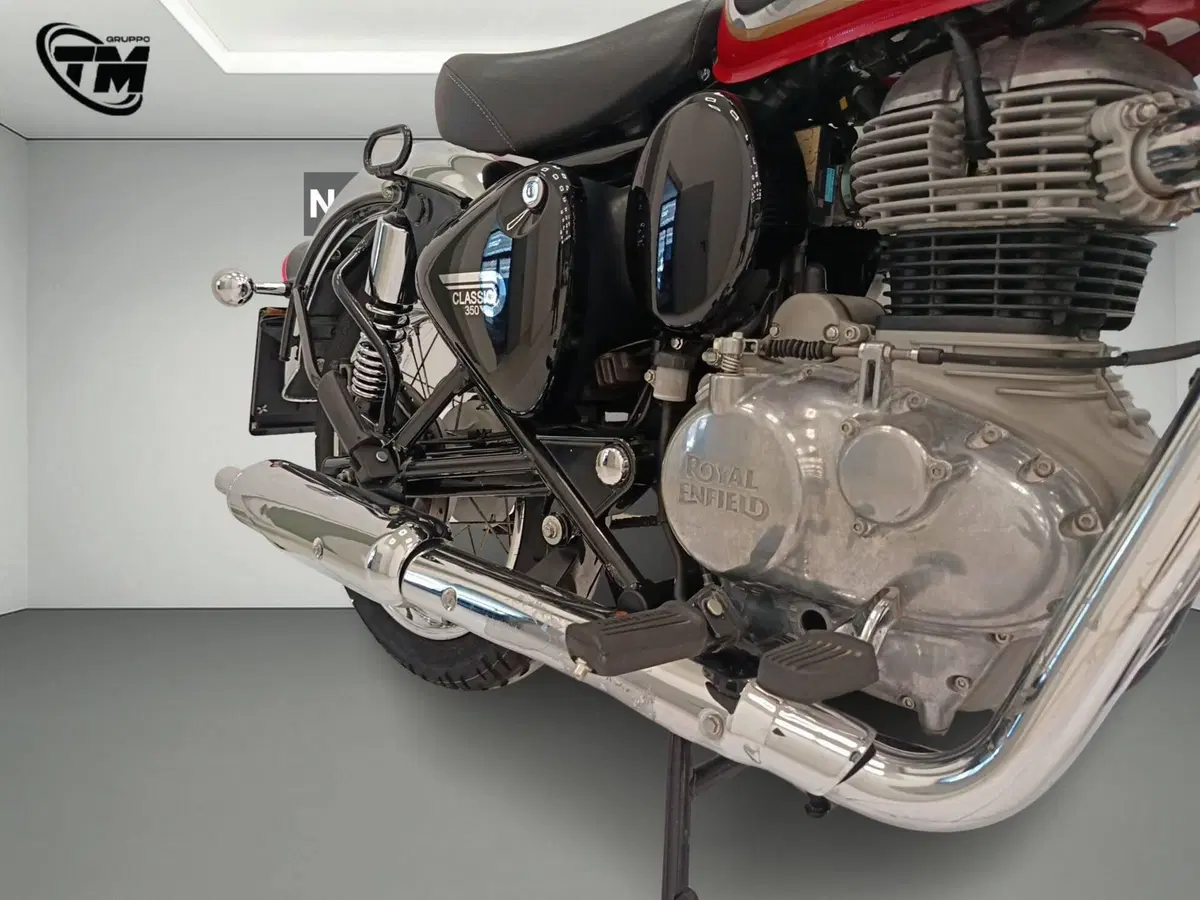 Royal Enfield Classic 350 (2021 - 26) (12)