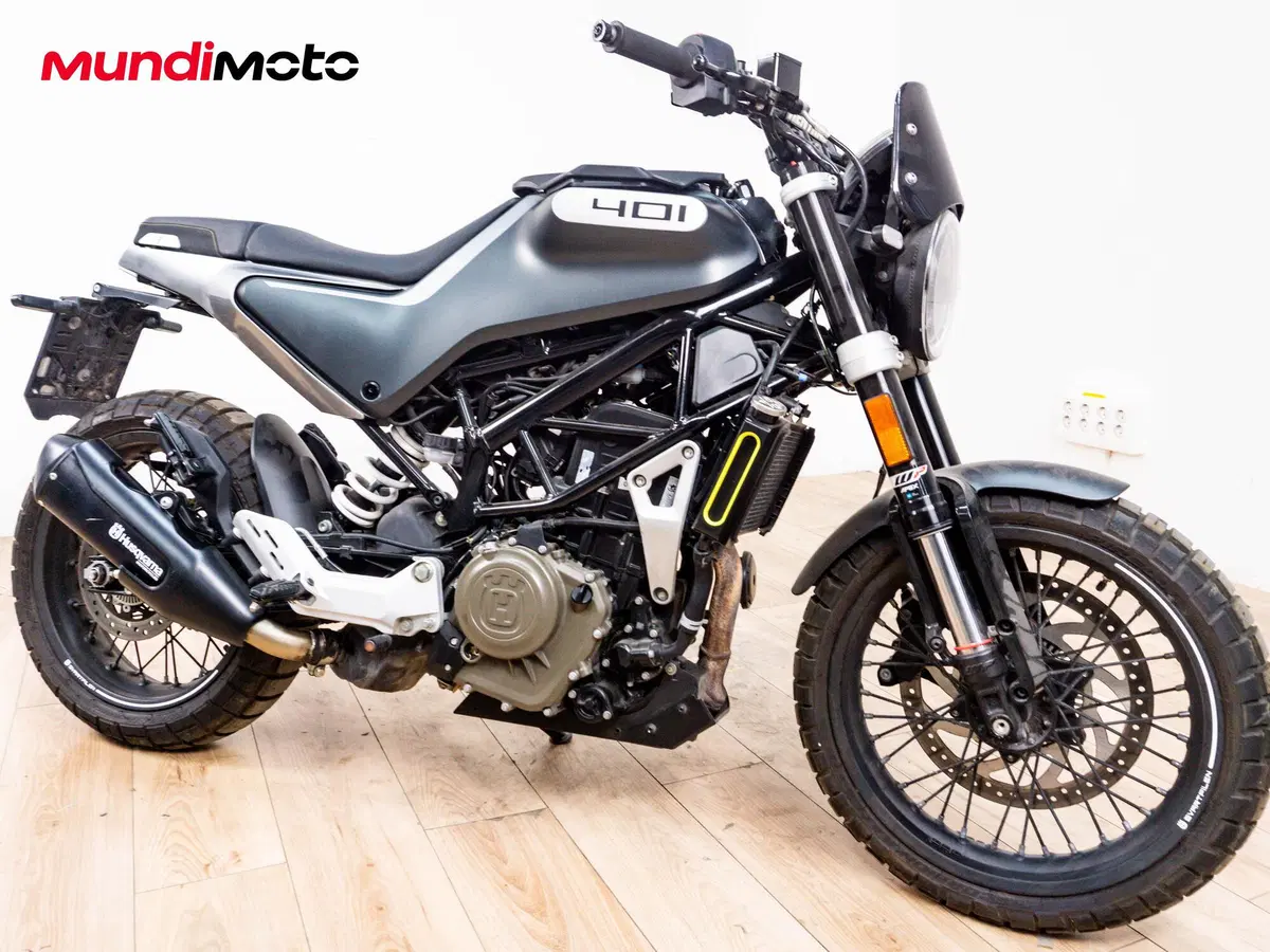 Husqvarna Svartpilen 401 (2020) (2)