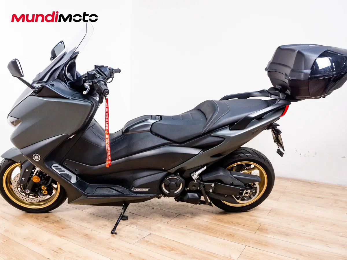 Yamaha T-Max 560 Tech Max (2020) (5)