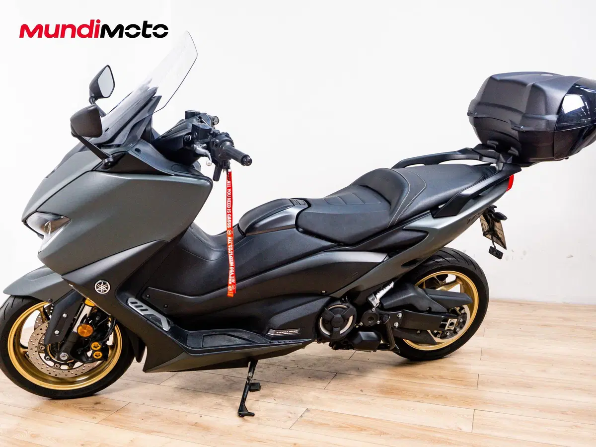Yamaha T-Max 560 Tech Max (2020) (7)