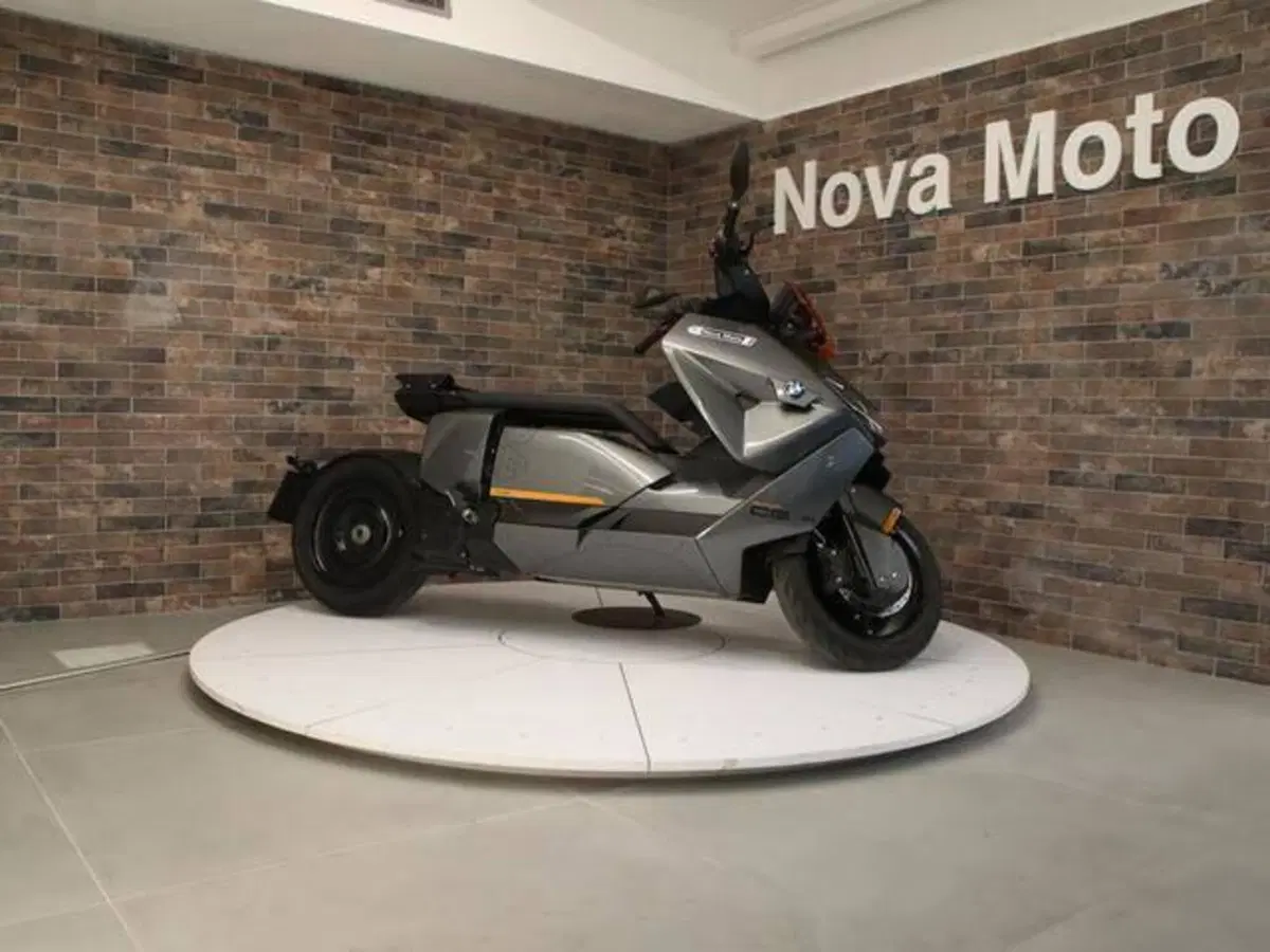 Bmw CE 04 (2021 - 25) (7)