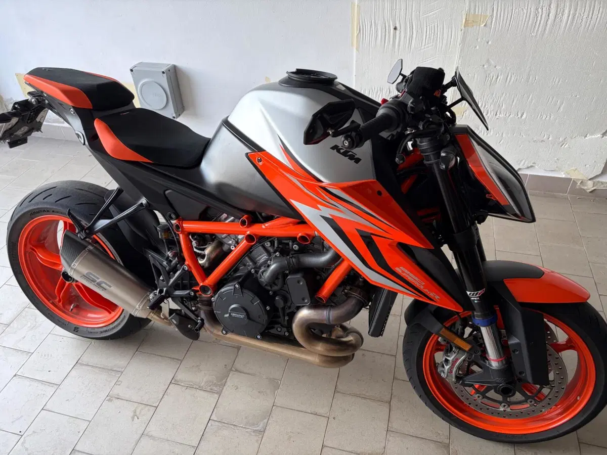 KTM 1290 Super Duke R EVO (2022 - 23) (2)
