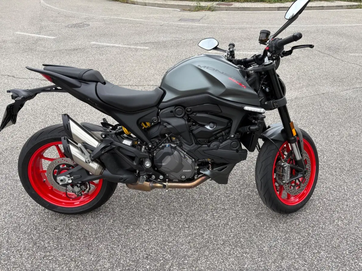 Ducati Monster 937 + (2021 - 25) (3)