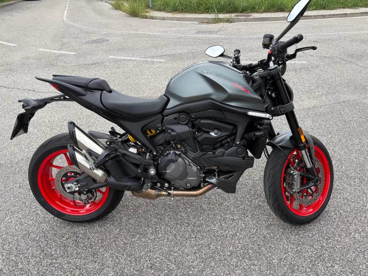 Ducati Monster 937 + (2021 - 25) (13)