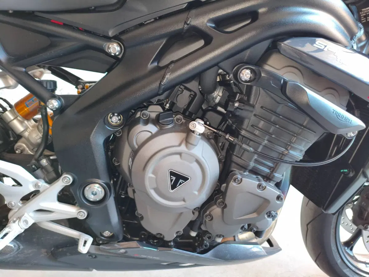 Triumph Speed Triple 1200 RS (2025 - 26) (12)