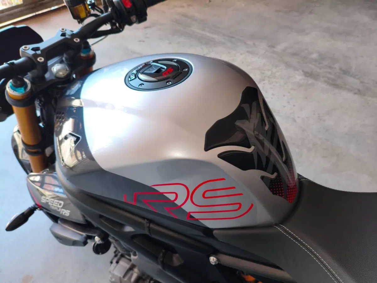 Triumph Speed Triple 1200 RS (2025 - 26) (13)