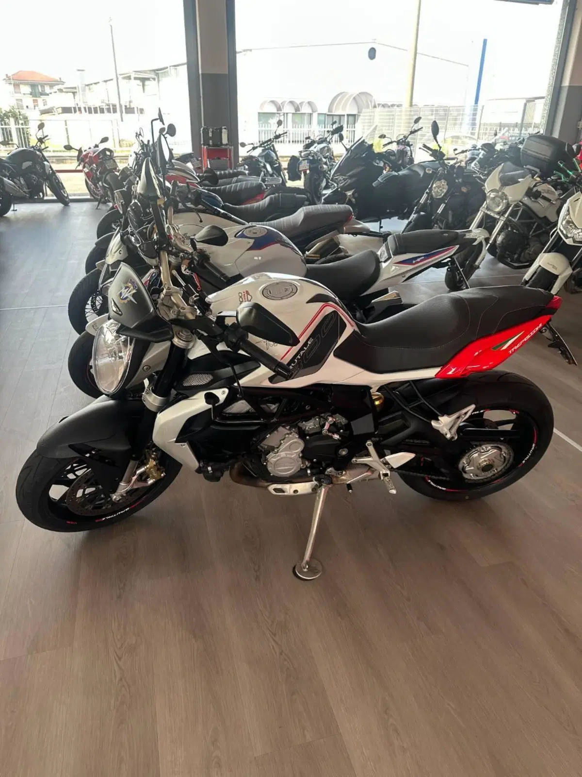 MV Agusta Brutale 800 EAS ABS (2012 - 15) (2)