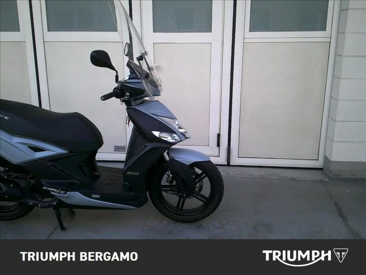 Kymco Agility 200i R16 + (2021 - 25) (8)