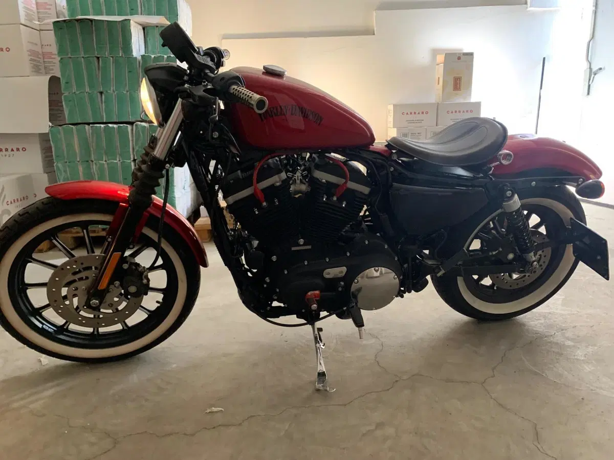 Harley-Davidson 883 Iron (2012 - 14) - XL 883N