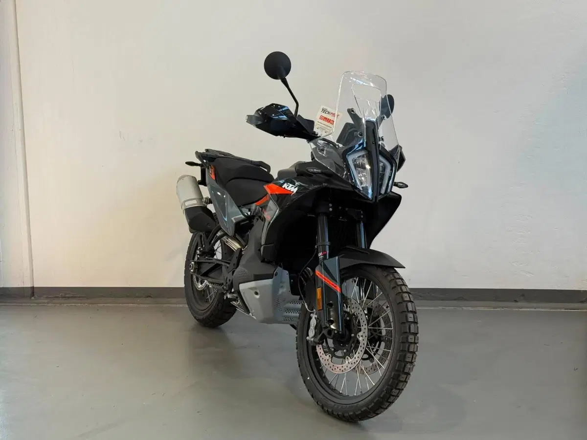 KTM 890 Adventure (2023 - 26) (3)