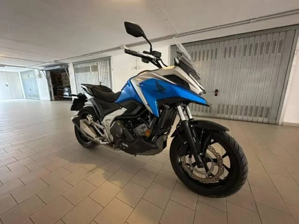 Honda NC 750 X DCT (2021 - 24) (2)