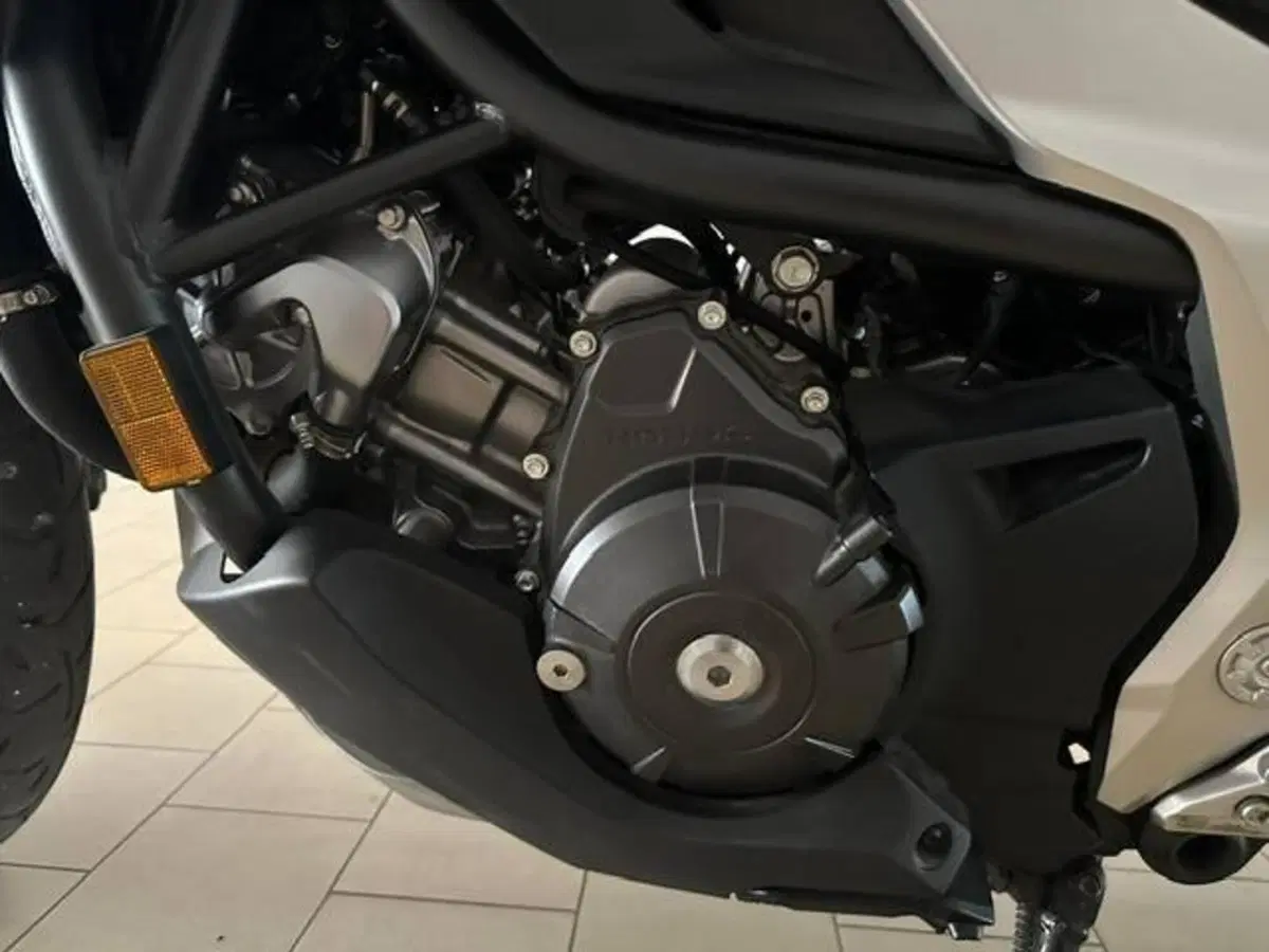 Honda NC 750 X DCT (2021 - 24) (16)