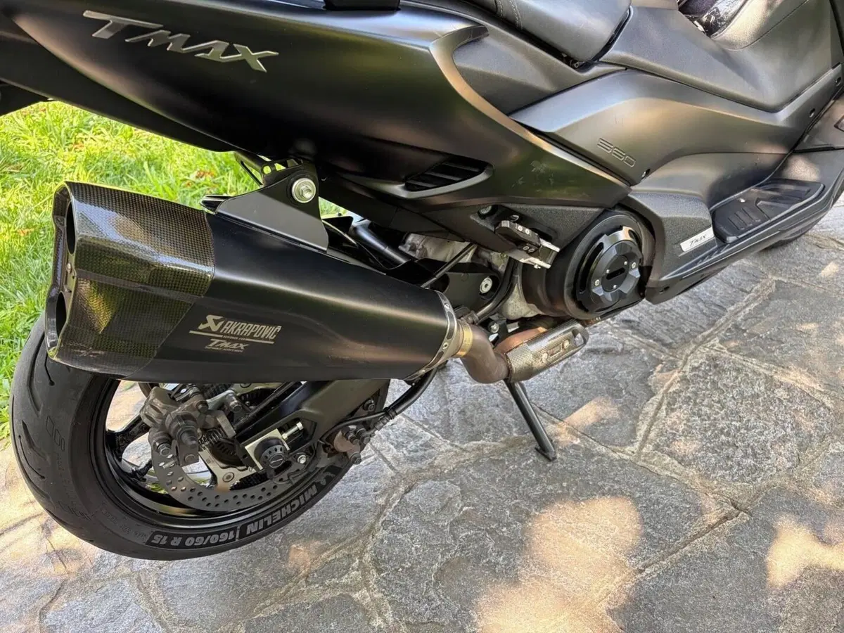 Yamaha T-Max 560 (2020 - 21) (5)