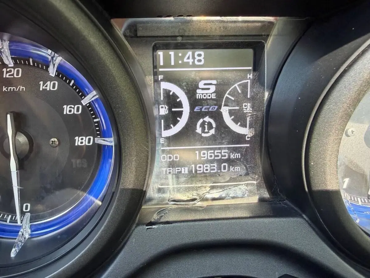 Yamaha T-Max 560 (2020 - 21) (6)