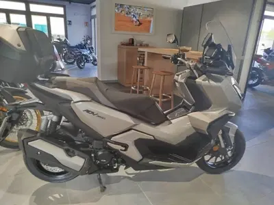 Honda ADV 350 (2022 - 24) usata
