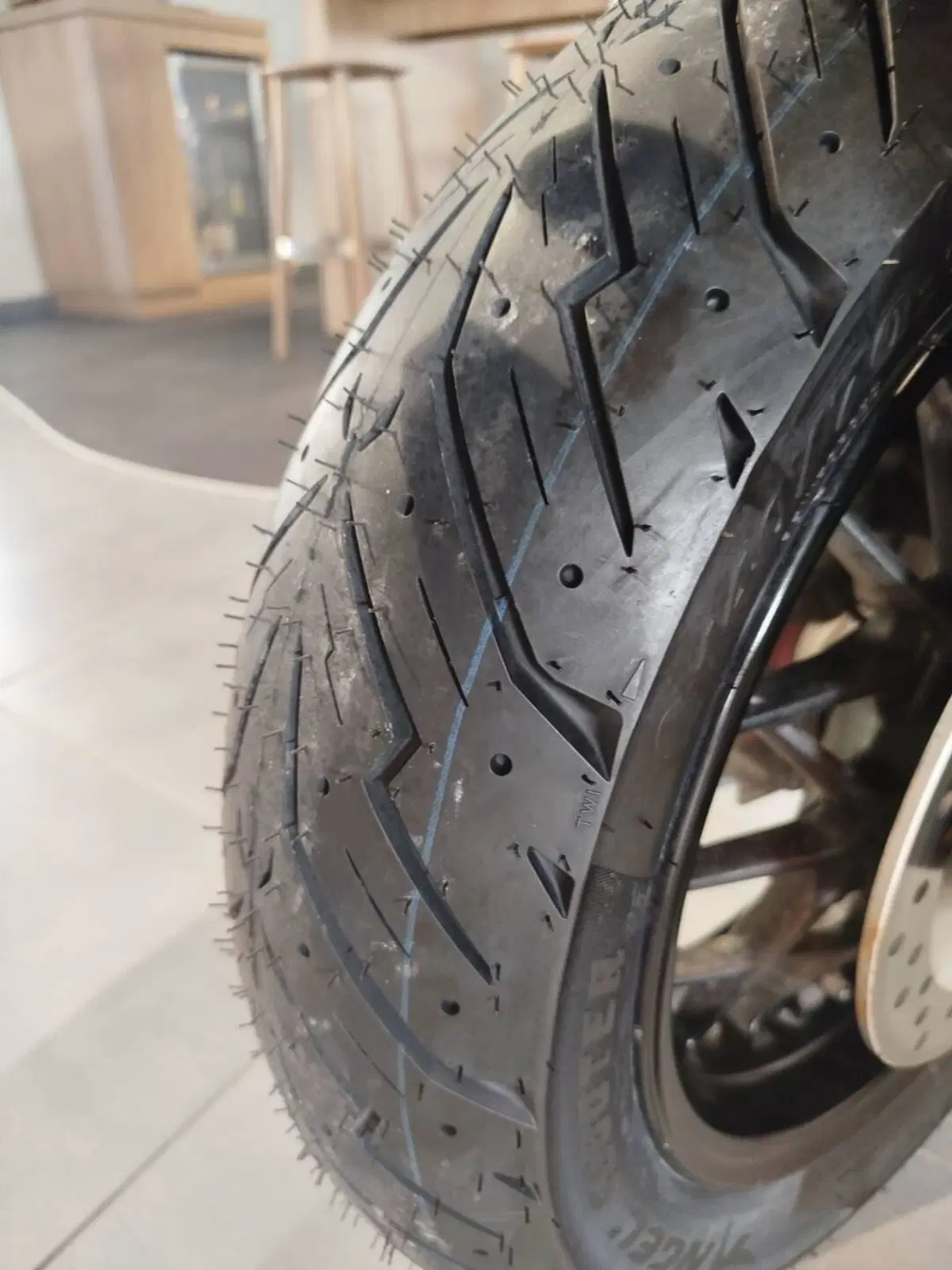 Honda ADV 350 (2022 - 24) (6)