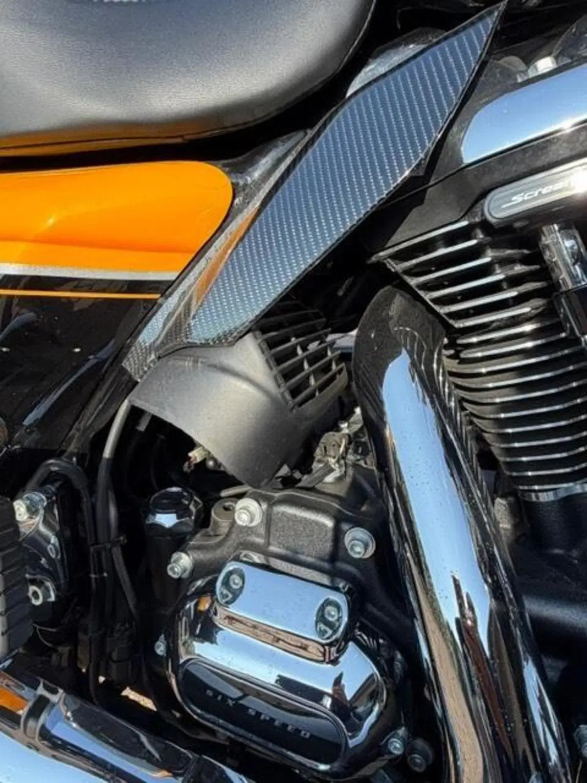 Harley-Davidson CVO Road Glide (2023) (3)