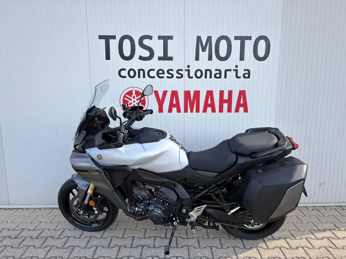 Yamaha Tracer 9 GT Y-AMT (2025 - 26) (3)