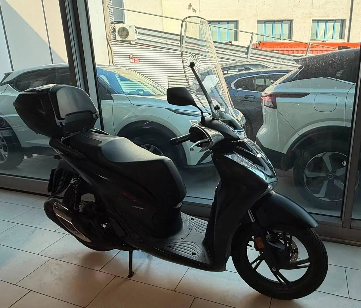 Honda SH 150i Sport (2022 - 23) (2)