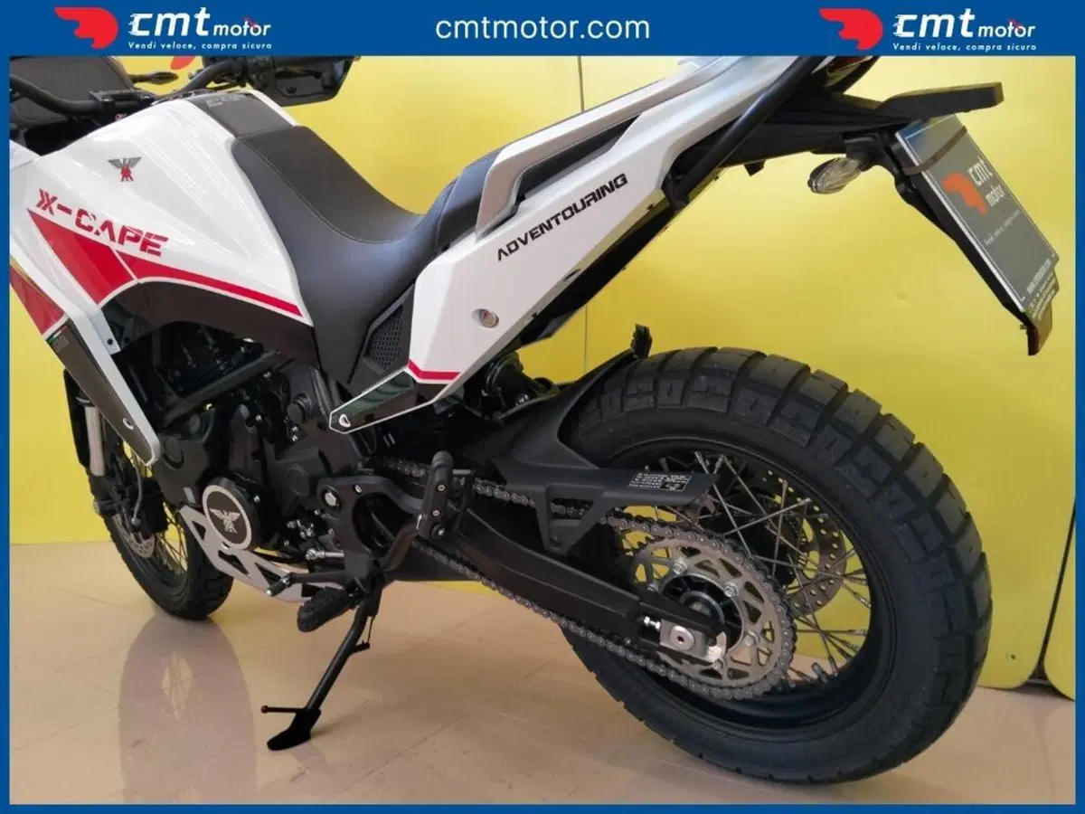 Moto Morini X-Cape 650 (2021 - 26) (11)